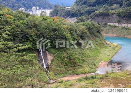 四万川ダム 四万湖 四万川ダム 四万湖 124390945