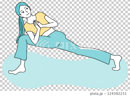 做球員扭轉瑜珈姿勢的女人 124392231