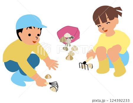 潮干狩りのイラスト02しゃがんで潮干狩りをする子供たち 124392233