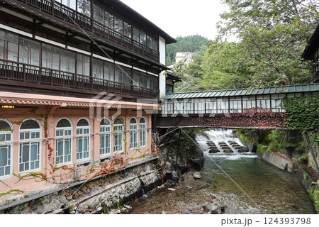 四万温泉 124393798