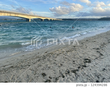 古宇利島の海 古宇利島の海 124394286