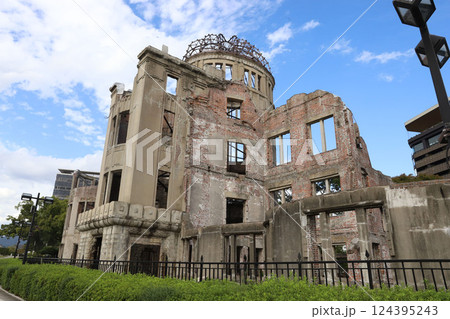 原爆ドーム　広島県　広島市 124395243