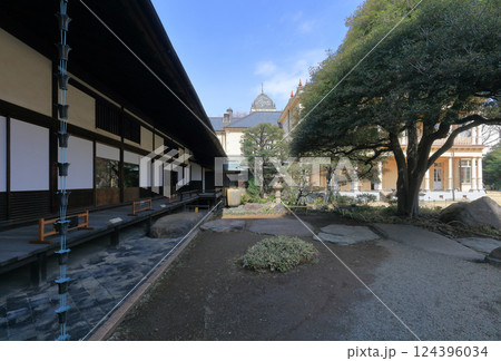 旧岩崎邸庭園の和館と洋館 旧岩崎邸庭園の和館と洋館 124396034