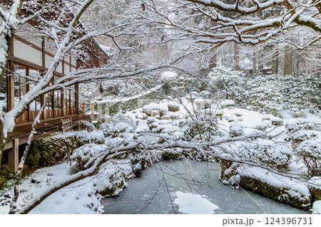 京都大原 雪の三千院 聚碧園 京都大原 雪の三千院 聚碧園 124396731