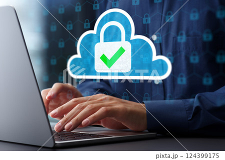 ラウドセキュリティシステムとセキュアなネットワーク通信。ファイアウォールと仮想プライベートネットワー 124399175