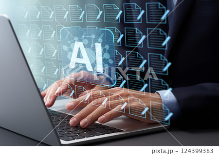 テキストドキュメントや論文の要約を生成する生成AI人工知能。スーツを着たビジネスマンがオフィスのデス テキストドキュメントや論文の要約を生成する生成AI人工知能。スーツを着たビジネスマンがオフィスのデス 124399383