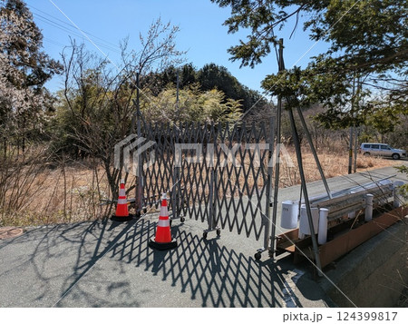 東京電力福島第一原子力発電所付近の様子 124399817