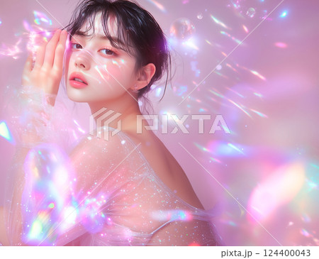 キラキラとした美しい女性のポートレート キラキラとした美しい女性のポートレート 124400043