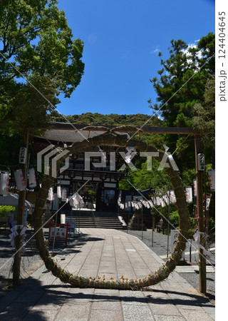 京都　松尾大社　茅の輪 124404645
