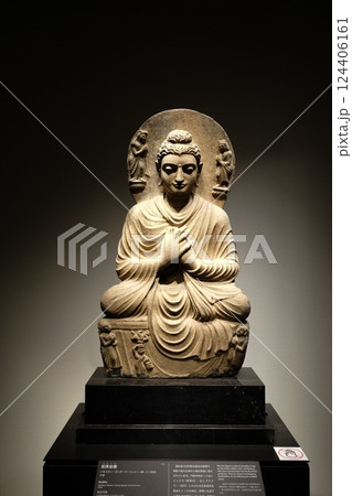 最初期の仏像（マトゥラ仏） 124406161