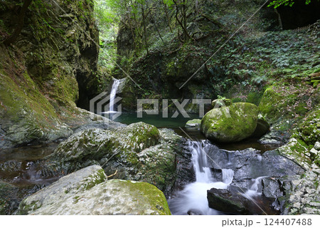 三並釜ケ滝 124407488