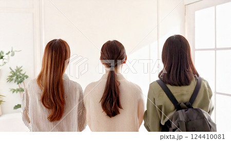 若い女性3人の後ろ姿,generative ai_ワイド 若い女性3人の後ろ姿,generative ai_ワイド 124410081