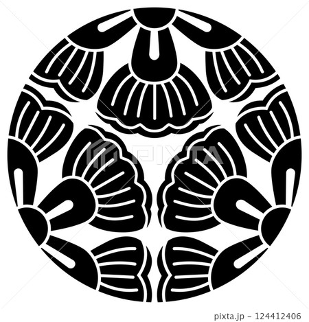 家紋です。三つ割り葛の花といいます。 124412406