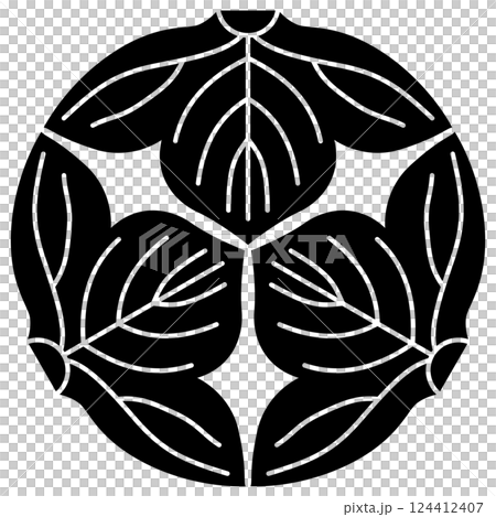 家紋です。三つ割り葛の葉といいます。 124412407