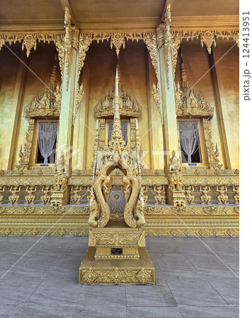 Golden-colored temple near Bangkok 124413951