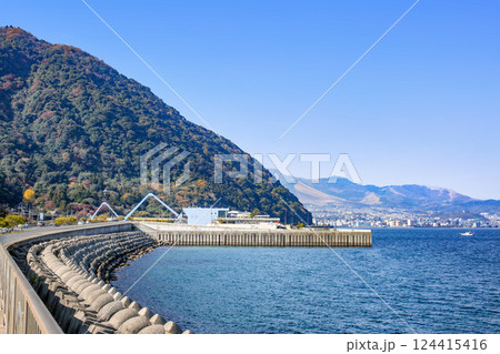 うみたまごと高崎山と別府市街地 124415416