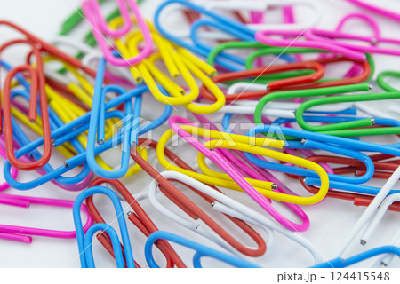 Paper colored clips isolated on white background 124415548