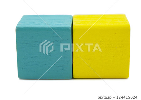 Wooden multicolor construction cubes bricks isolated on the white background Wooden multicolor construction cubes bricks isolated on the white background 124415624
