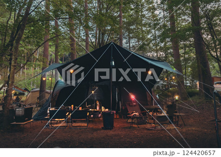 キャンプ 124420657