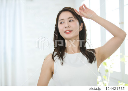 若い女性のビューティ 若い女性のビューティ 124421785