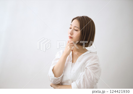 20代女性のビューティー 124421930
