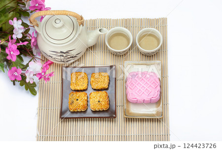 Tradition chinese mooncake on white background. Mid Autumn celebration. Tradition chinese mooncake on white background. Mid Autumn celebration. 124423726