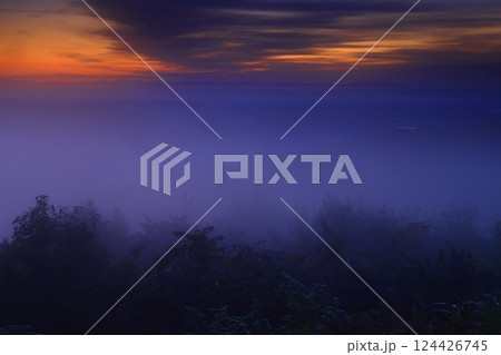 岩手県奥州市 夜明けの風景 岩手県奥州市 夜明けの風景 124426745