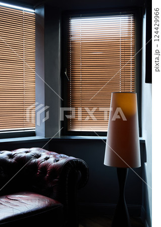 A Cozy Interior that Makes the Most of Natural Light and Boasts Modern Decor Elements A Cozy Interior that Makes the Most of Natural Light and Boasts Modern Decor Elements 124429966