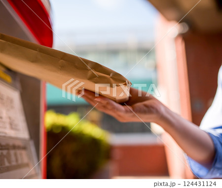 投函する 124431124