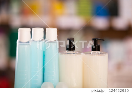 Shower gel and shampoo sets in the store 124432930