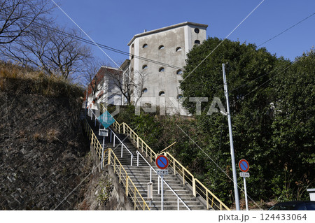 城山小学校平和祈念館（旧城山国民学校校舎） 124433064