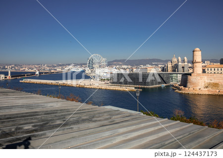 マルセイユ 124437173