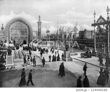 1900年　パリ万博　会場風景 124440289