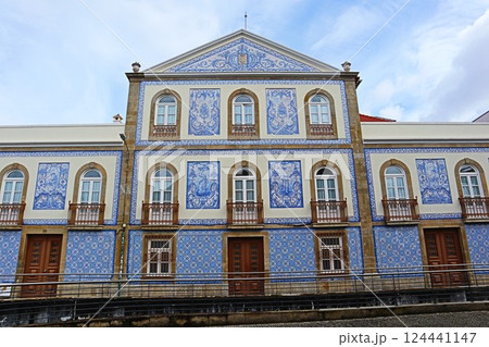 ポルトガル・アヴェイロの旧市街 ポルトガル・アヴェイロの旧市街 124441147