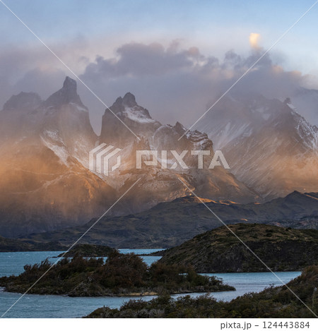 Lake and Peaks of Torres Del Paine in sunlight Lake and Peaks of Torres Del Paine in sunlight 124443884