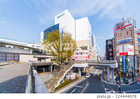 新緑の立川駅南口 新緑の立川駅南口 124444078