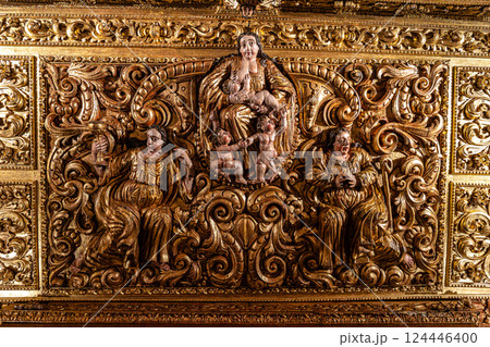 Lagos, Portugal - Feb 22, 2025: Interior of Church of St Anthony, Igreja de Santo Antonio in Lagos, Algarve, Portugal Lagos, Portugal - Feb 22, 2025: Interior of Church of St Anthony, Igreja de Santo Antonio in Lagos, Algarve, Portugal 124446400