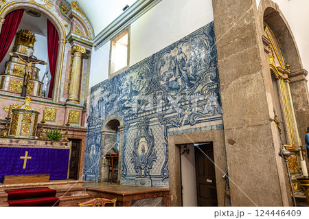 Sines, Portugal - Feb 25, 2025: The interior of the Mother church of Sao Salvador in Sines, Portugal Sines, Portugal - Feb 25, 2025: The interior of the Mother church of Sao Salvador in Sines, Portugal 124446409