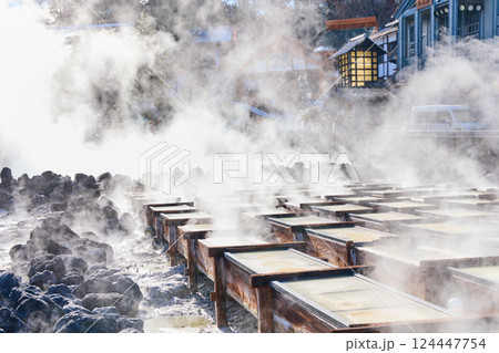 立ち並ぶ湯気 立ち並ぶ湯気 124447754