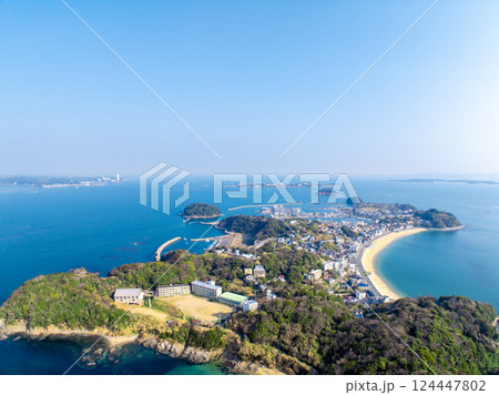 篠島(愛知県)※右前方:佐久島、中央:日間賀島、左前方:羽豆岬 篠島(愛知県)※右前方:佐久島、中央:日間賀島、左前方:羽豆岬 124447802