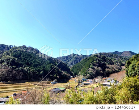 里山の風景 124450517