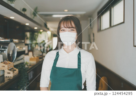 coffee shop 124454295