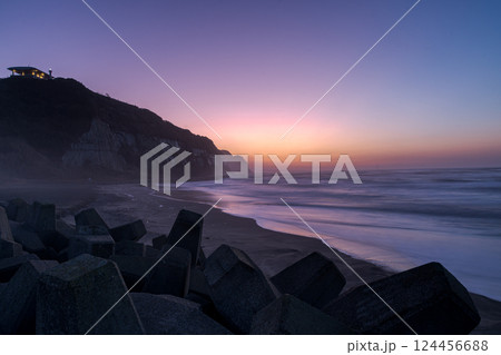 屛風ヶ浦の朝焼け風景 屛風ヶ浦の朝焼け風景 124456688