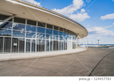 浜松市にある浜北総合体育館の風景(静岡県) 浜松市にある浜北総合体育館の風景(静岡県) 124457783