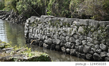 大村藩 お船蔵跡（長崎県大村市：玖島城の船蔵） 124458103