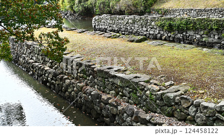大村藩 お船蔵跡(長崎県大村市:玖島城の船蔵) 大村藩 お船蔵跡(長崎県大村市:玖島城の船蔵) 124458122