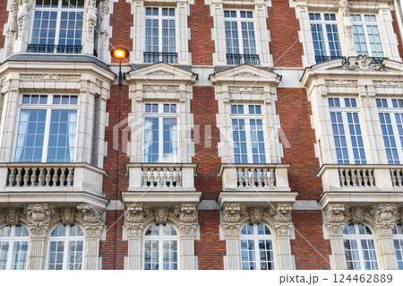 Old and expensive residential building in the city center of Paris, France 124462889
