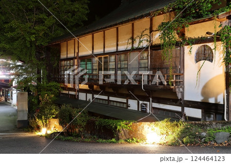 四万温泉　夜景 124464123