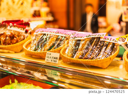 京都発祥とされるにしんそばの主材 錦市場 京都発祥とされるにしんそばの主材 錦市場 124470525