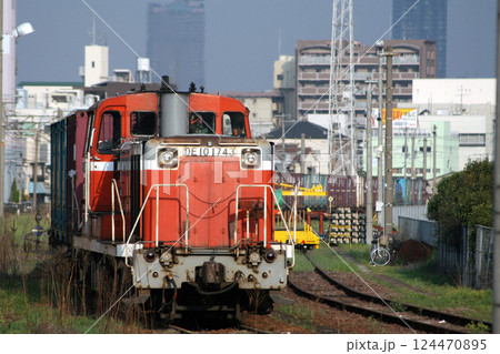 大和路線　百済貨物ターミナル駅にて（大阪府大阪市東住吉区） 124470895